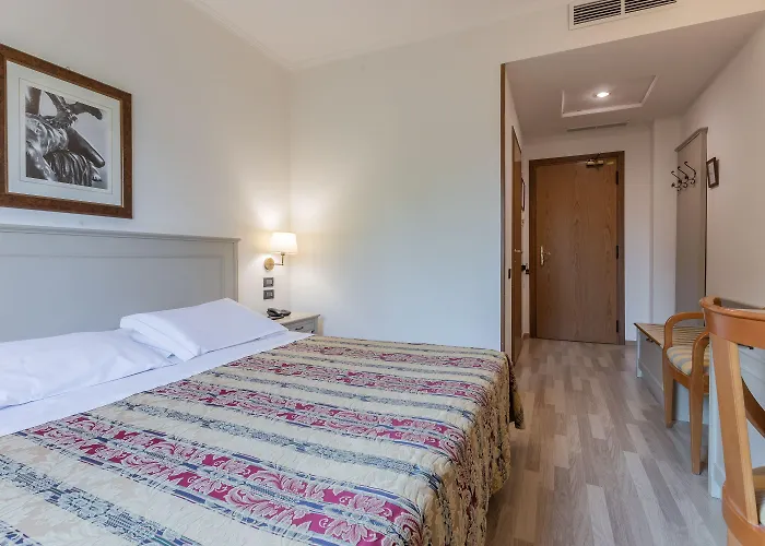 米开朗基罗酒店 4*