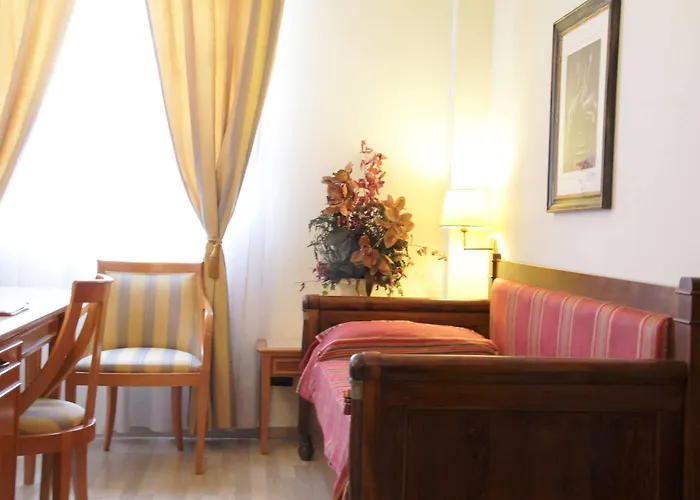 米开朗基罗酒店 4*