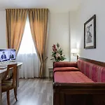 Michelangelo 4* סאסואולו