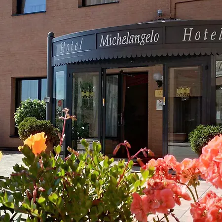 Michelangelo 4* סאסואולו