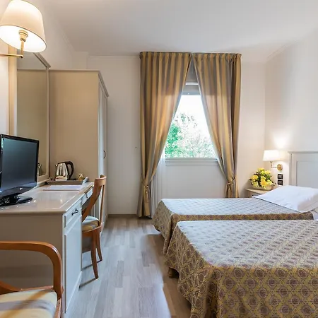 Michelangelo Hotel