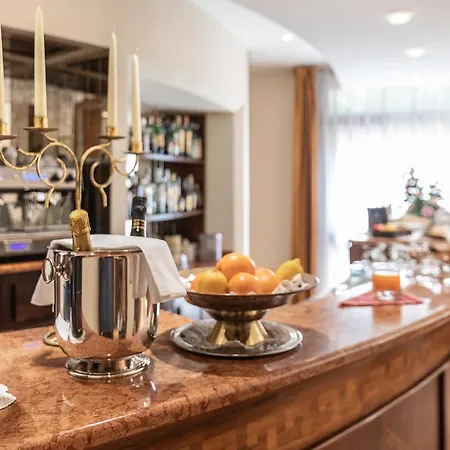 Michelangelo 4* サッスオーロ