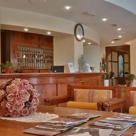 Michelangelo ホテル